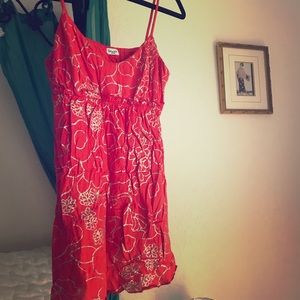 Splendid top with gorgeous silver detailing